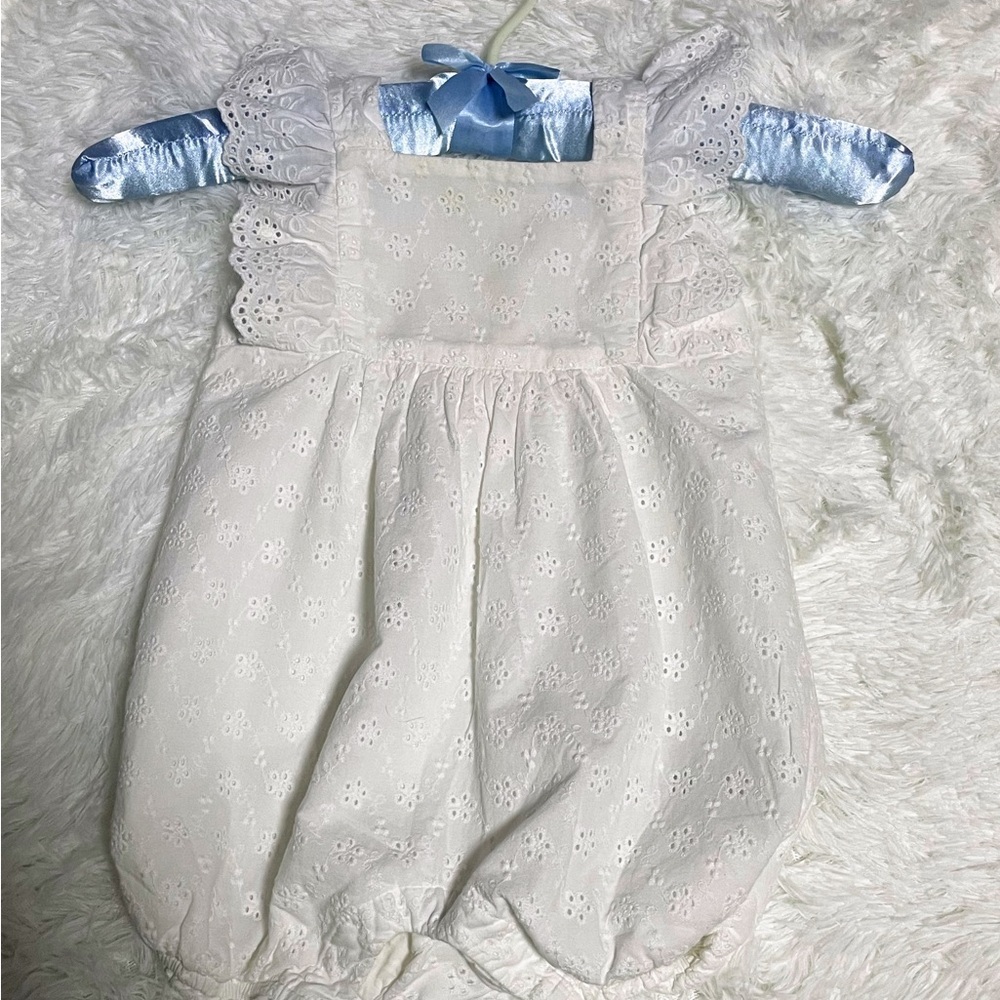 GAP Baby White Eyelet Romper 12-18 months